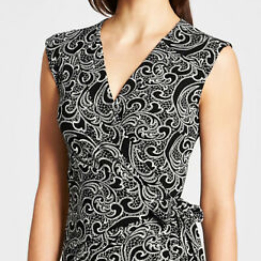 NWOT Ann Taylor cute wrap dress